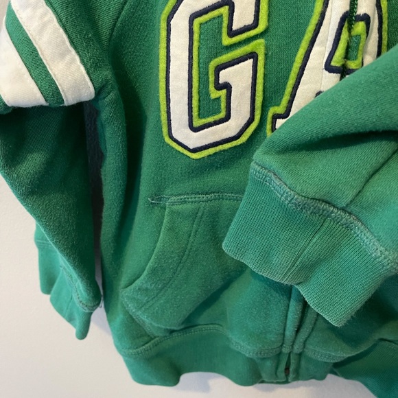 3 sweaters - Picture 10 of 16